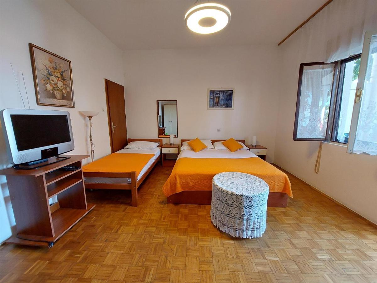 Apartments Faran ツリクヴェニツァ エクステリア 写真