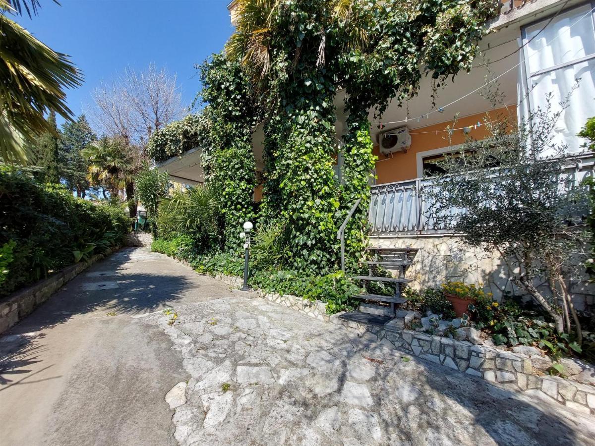 Apartments Faran ツリクヴェニツァ エクステリア 写真
