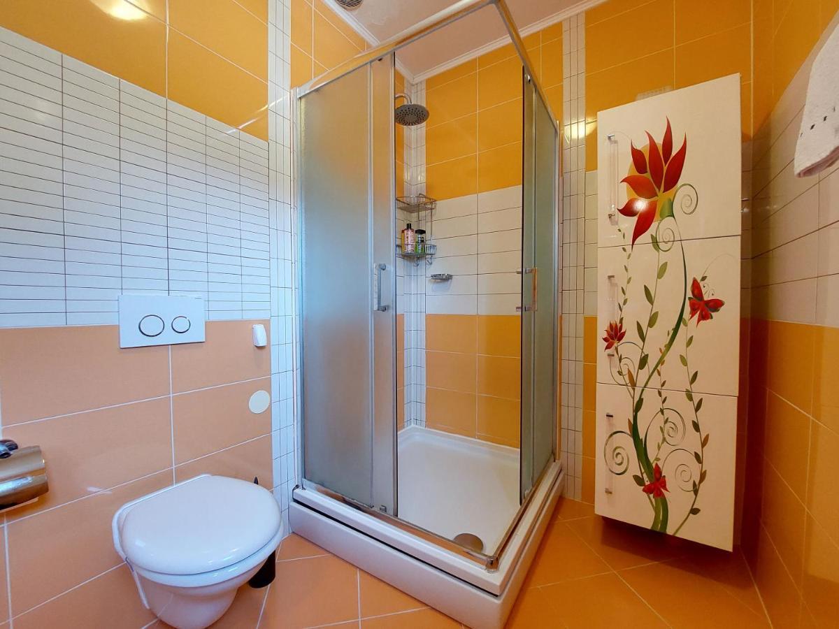 Apartments Faran ツリクヴェニツァ エクステリア 写真