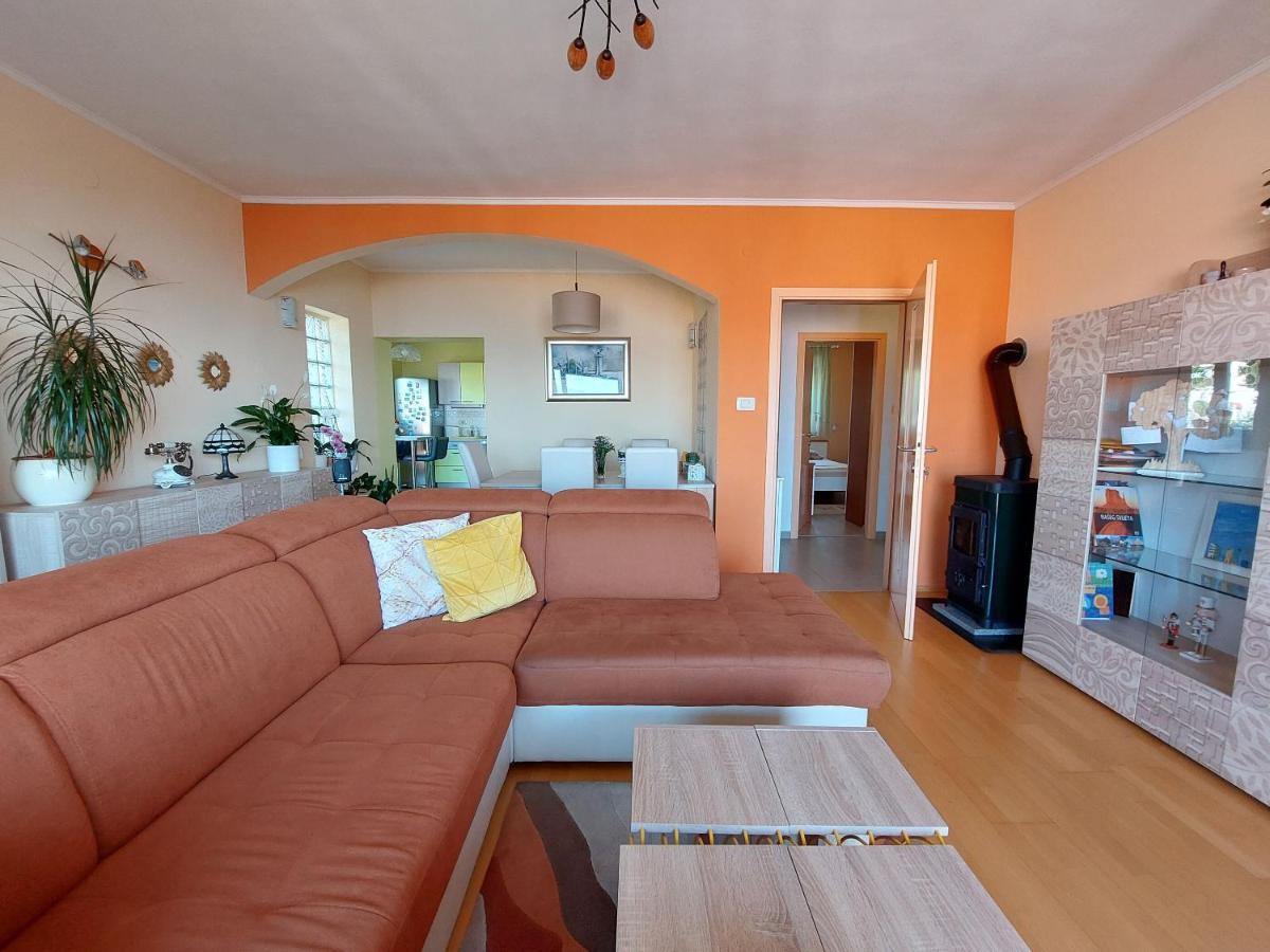 Apartments Faran ツリクヴェニツァ エクステリア 写真
